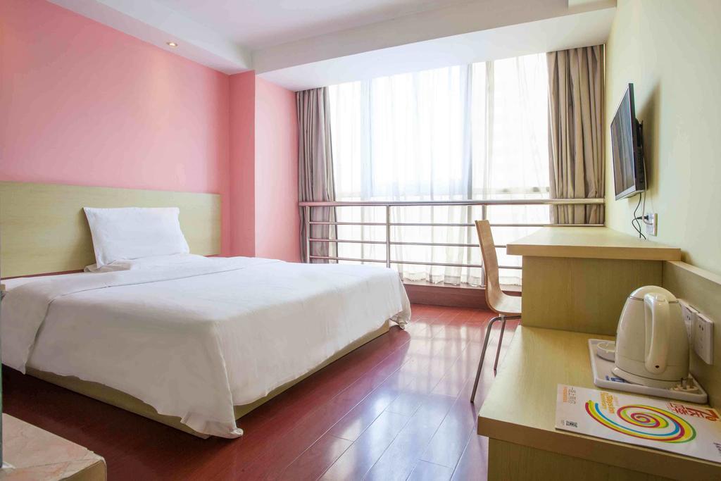 7Days Inn Zhuzhou Yangtze Plaza Room photo